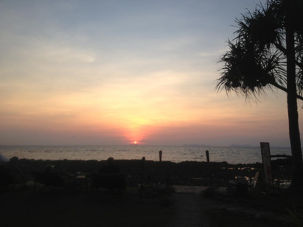 Nautilus Right On The Beach - Adult Only - Sha Extra Plus Koh Lanta Exterior photo